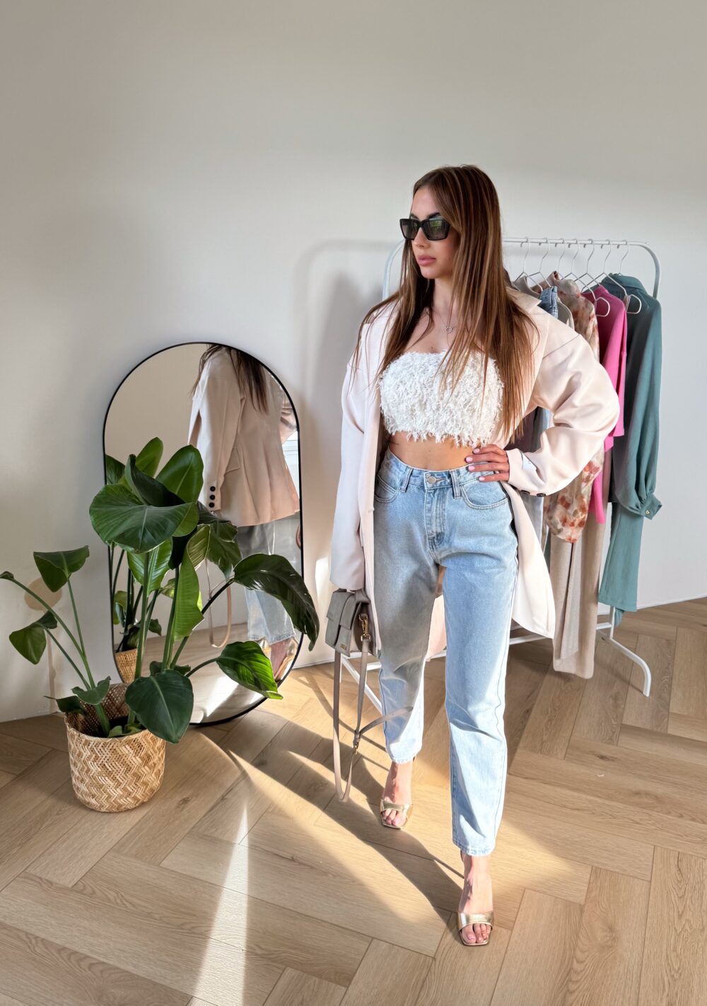 Jeansy Mom Fit - obrazek 8