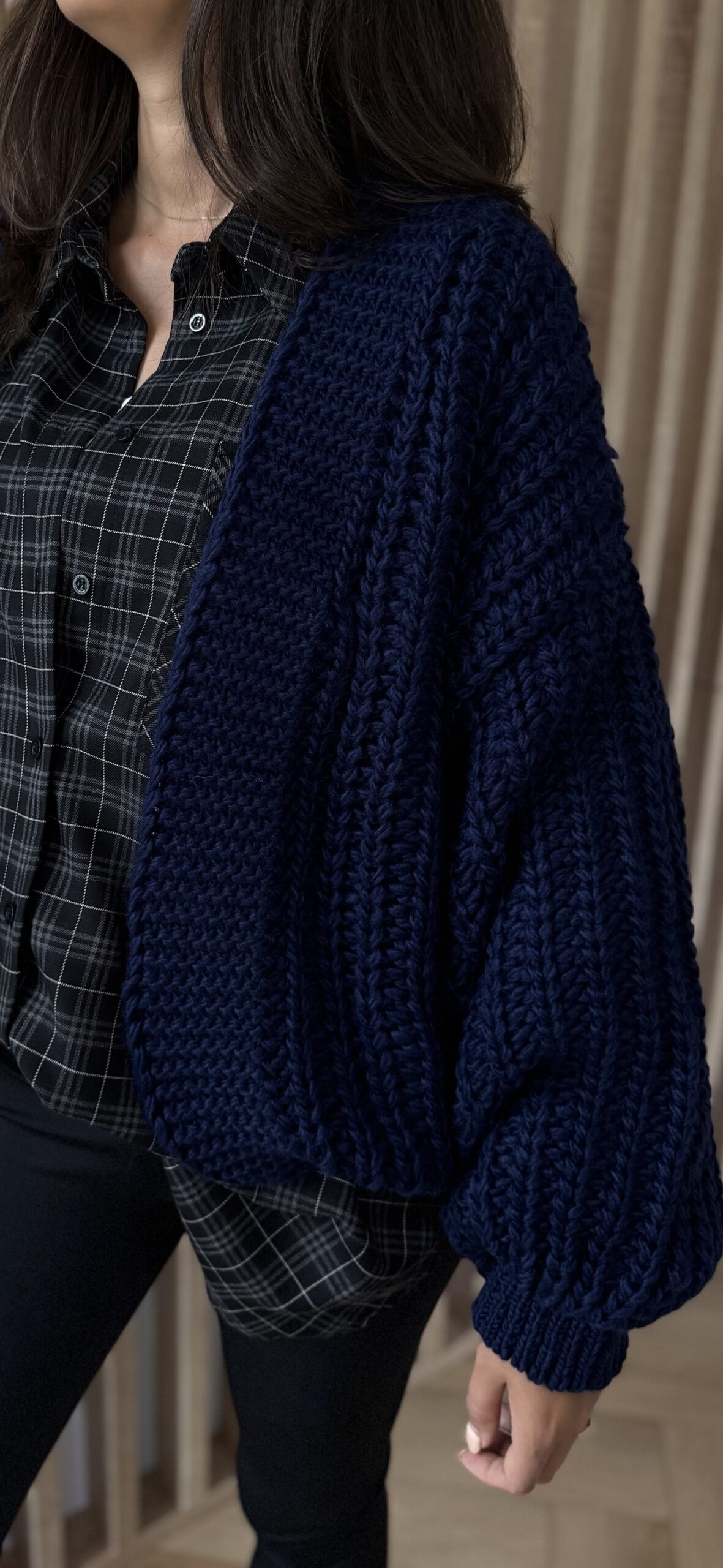 Koszula w kratę - czarny - obrazek 8